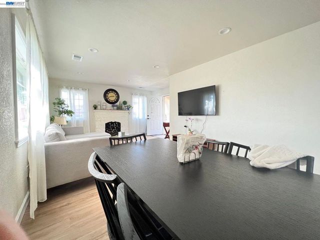 1630 159TH AVE, San Leandro, CA 94578