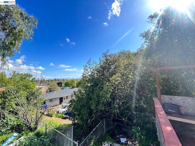 1630 159TH AVE, San Leandro, CA 94578