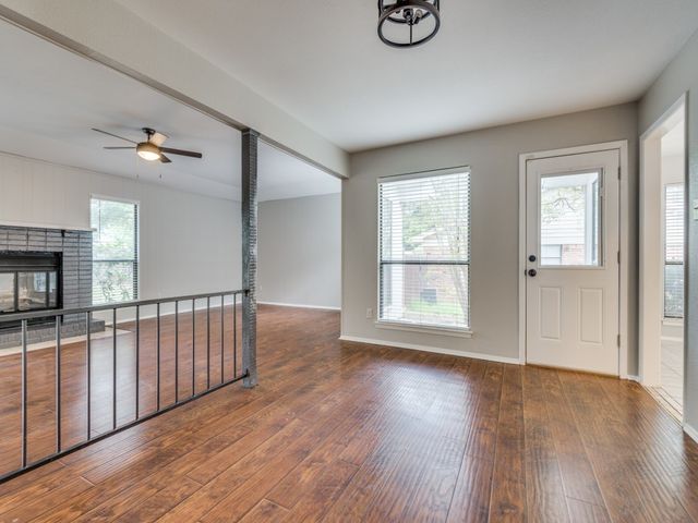4401 Woodhill Drive, Arlington, TX 76016
