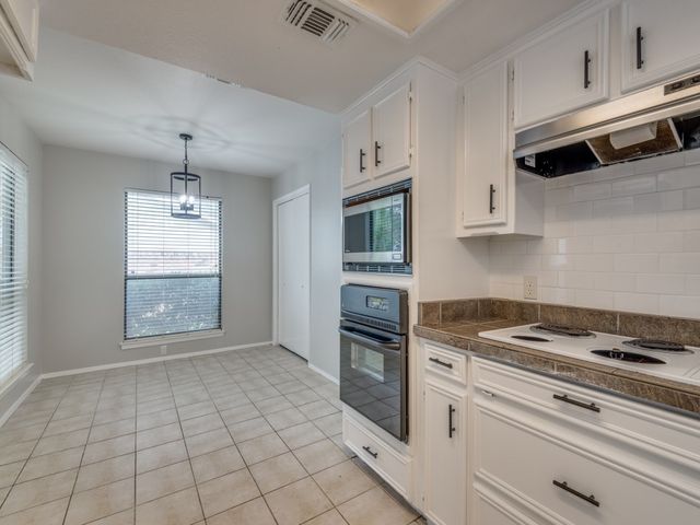 4401 Woodhill Drive, Arlington, TX 76016