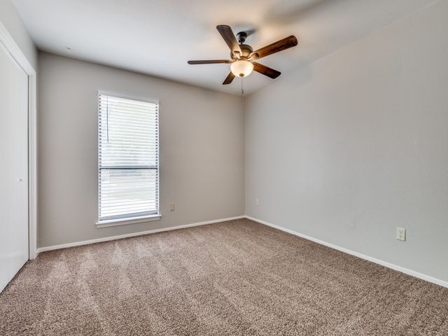 4401 Woodhill Drive, Arlington, TX 76016