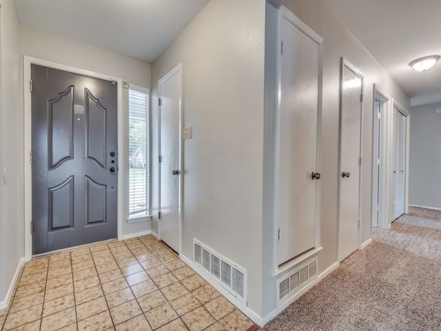 4401 Woodhill Drive, Arlington, TX 76016
