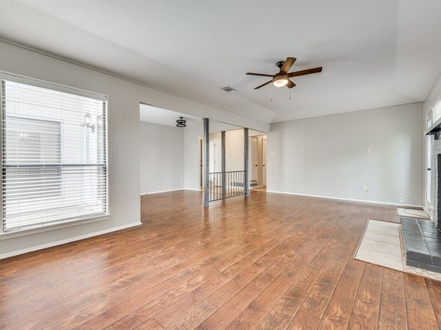 4401 Woodhill Drive, Arlington, TX 76016