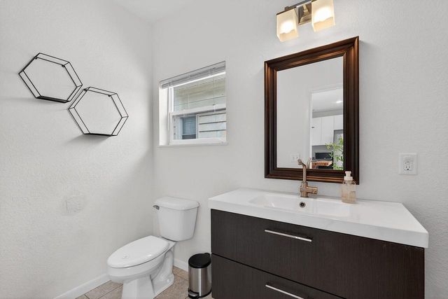 2607 E Oklahoma AVENUE, Milwaukee, WI 53207