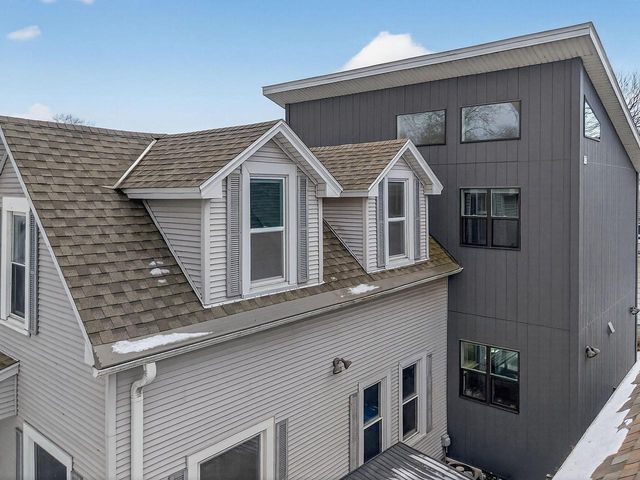 2607 E Oklahoma AVENUE, Milwaukee, WI 53207