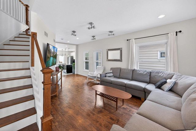 2607 E Oklahoma AVENUE, Milwaukee, WI 53207