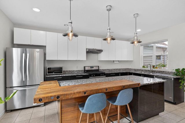 2607 E Oklahoma AVENUE, Milwaukee, WI 53207