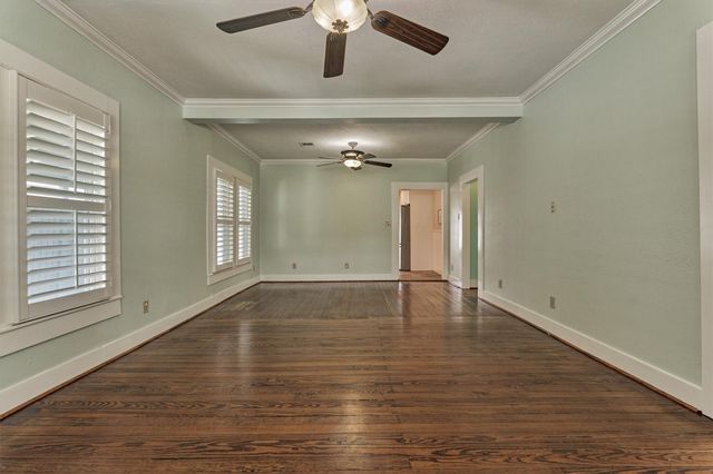 711 Granberry Street, Humble, TX 77338