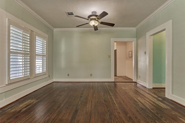 711 Granberry Street, Humble, TX 77338