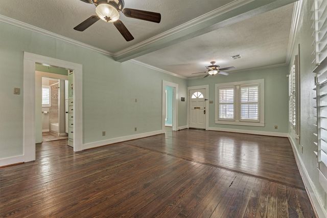 711 Granberry Street, Humble, TX 77338