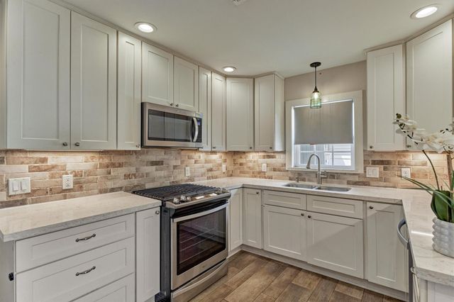 711 Granberry Street, Humble, TX 77338