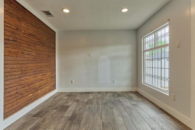 711 Granberry Street, Humble, TX 77338