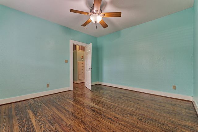 711 Granberry Street, Humble, TX 77338