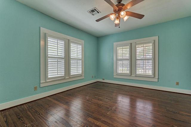 711 Granberry Street, Humble, TX 77338