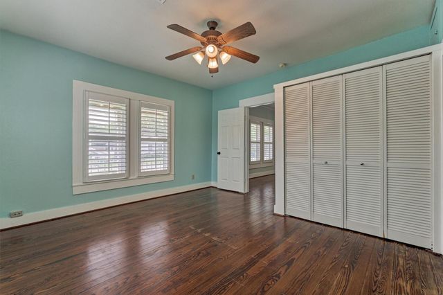 711 Granberry Street, Humble, TX 77338