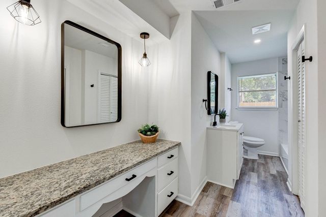 1703 N Roberson Street, Conroe, TX 77301