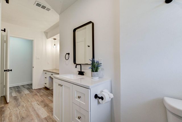 1703 N Roberson Street, Conroe, TX 77301