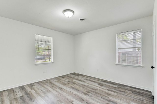 1703 N Roberson Street, Conroe, TX 77301