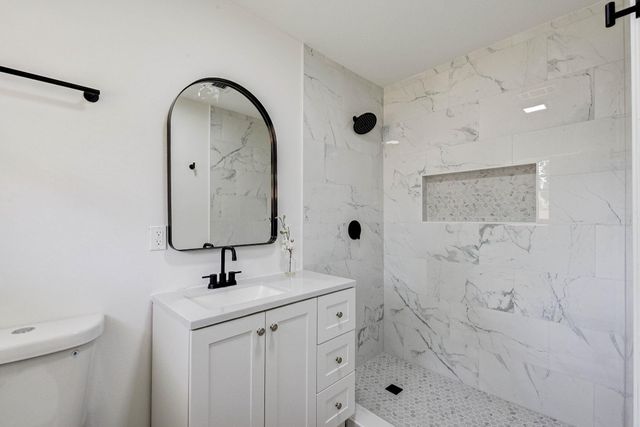 1703 N Roberson Street, Conroe, TX 77301