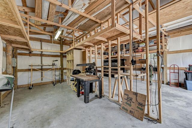 1703 N Roberson Street, Conroe, TX 77301