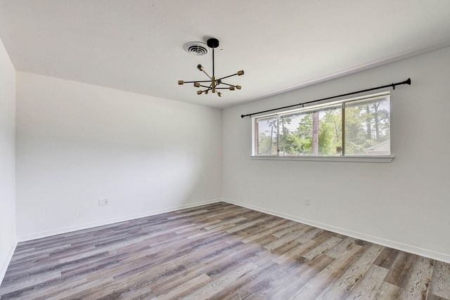 1703 N Roberson Street, Conroe, TX 77301