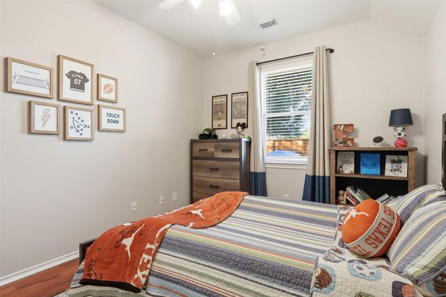 203 Colony Lake Lane, Dickinson, TX 77539