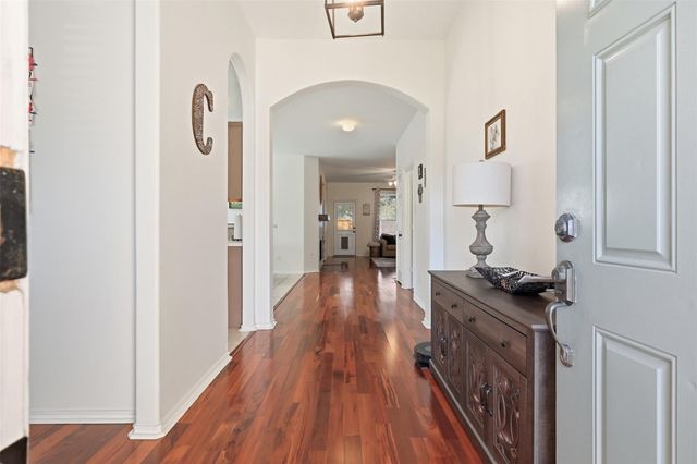 203 Colony Lake Lane, Dickinson, TX 77539