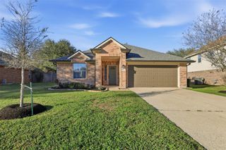 203 Colony Lake Lane, Dickinson, TX 77539