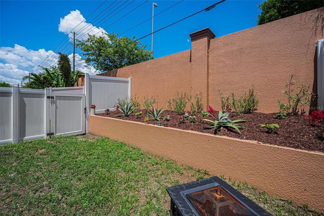 1737 SOMMARIE WAY, Tarpon Springs, FL 34689