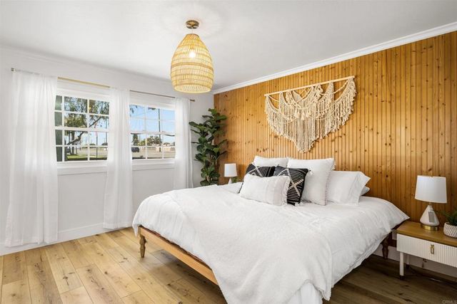 16002 Warren Lane, Huntington Beach, CA 92649