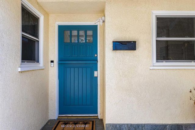 16002 Warren Lane, Huntington Beach, CA 92649