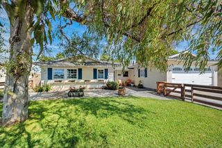 16002 Warren Lane, Huntington Beach, CA 92649