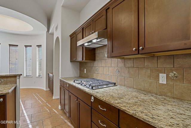 6242 Franklin Eagle, El Paso, TX 79912