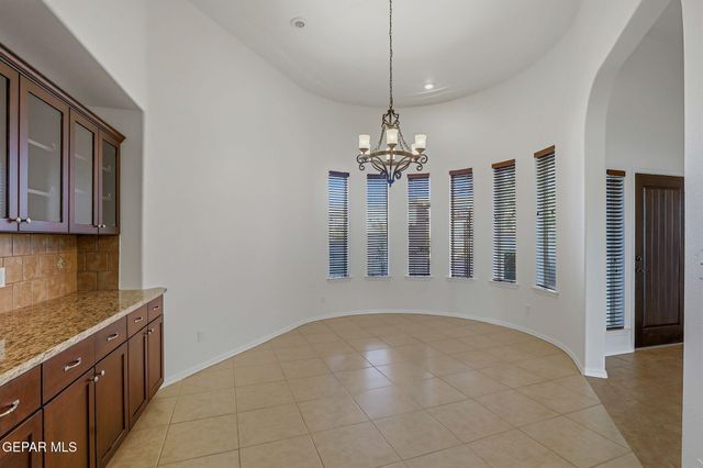 6242 Franklin Eagle, El Paso, TX 79912