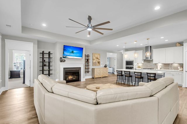 172 Collared Dove Court, Summerville, SC 29483