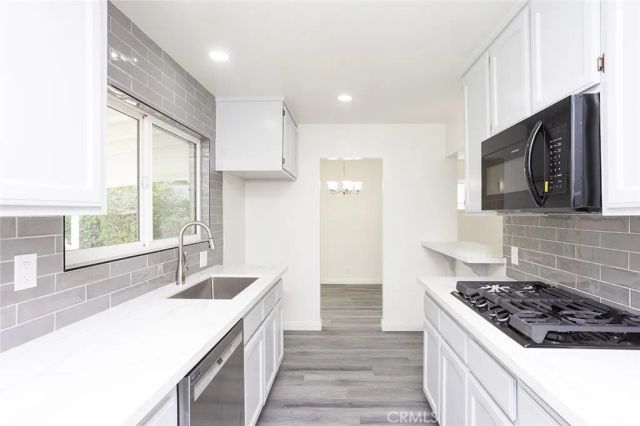 1137 W Baker, Fullerton, CA 92833