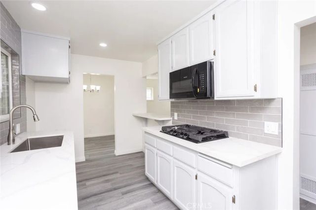 1137 W Baker, Fullerton, CA 92833
