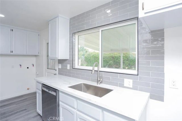 1137 W Baker, Fullerton, CA 92833