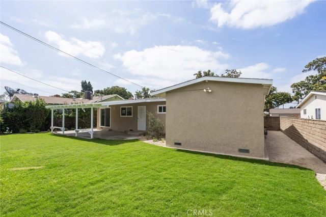 1137 W Baker, Fullerton, CA 92833