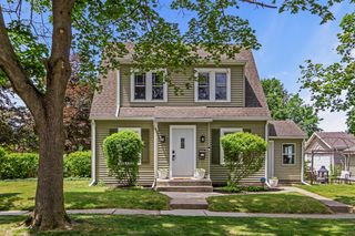 2724 S Rose Street, Kalamazoo, MI 49001