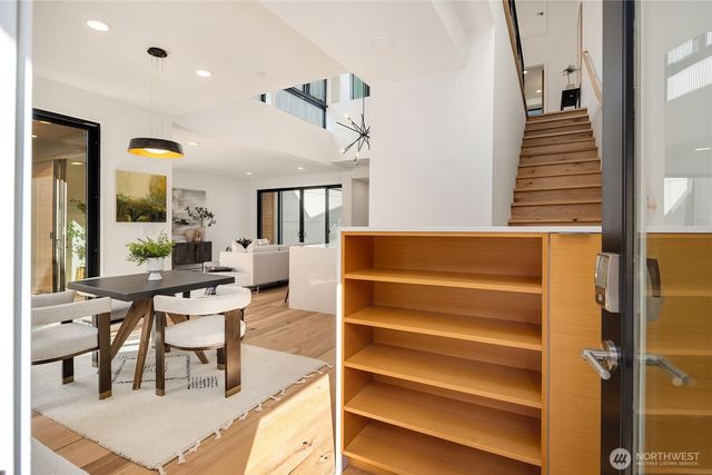 230 Canopy Path NW, Bainbridge Island, WA 98110