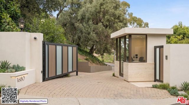 1680 Alta Mura Road, Pacific Palisades, CA 90272