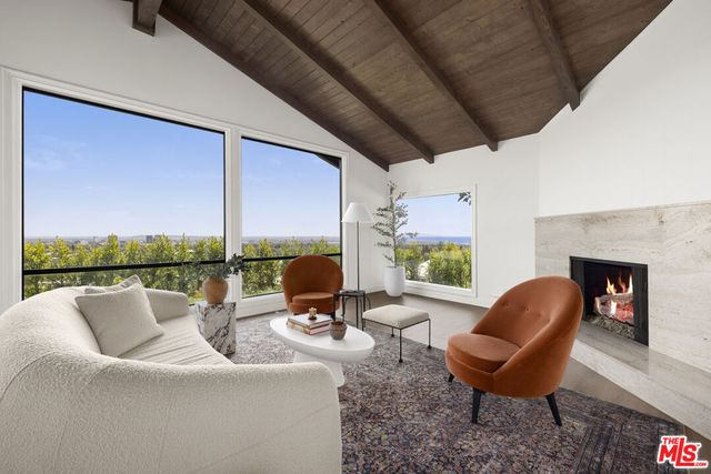 1680 Alta Mura Road, Pacific Palisades, CA 90272