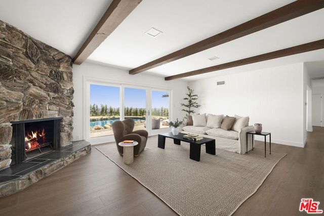 1680 Alta Mura Road, Pacific Palisades, CA 90272