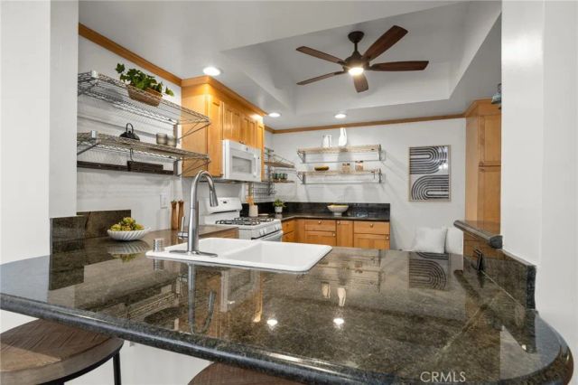 8180 Manitoba 334, Playa Del Rey, CA 90293