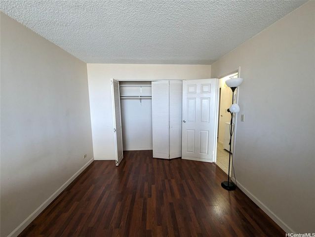 1571 Piikoi Street 704, Honolulu, HI 96822