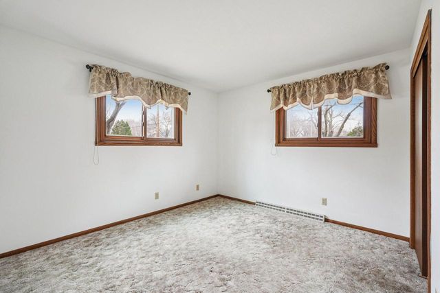 N69W7173 Bridge ROAD, Cedarburg, WI 53012