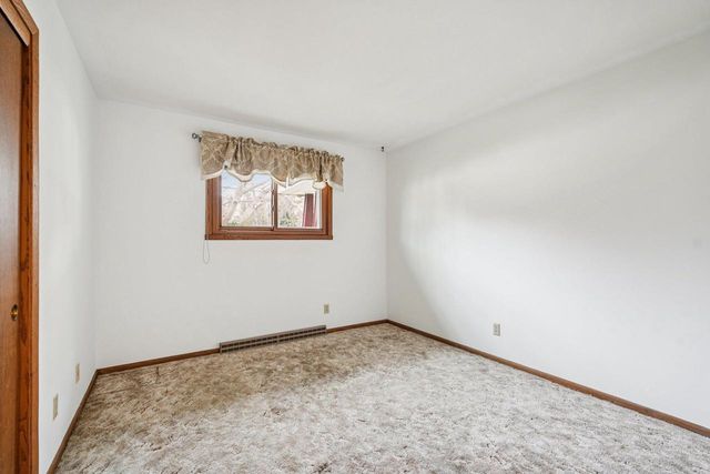 N69W7173 Bridge ROAD, Cedarburg, WI 53012