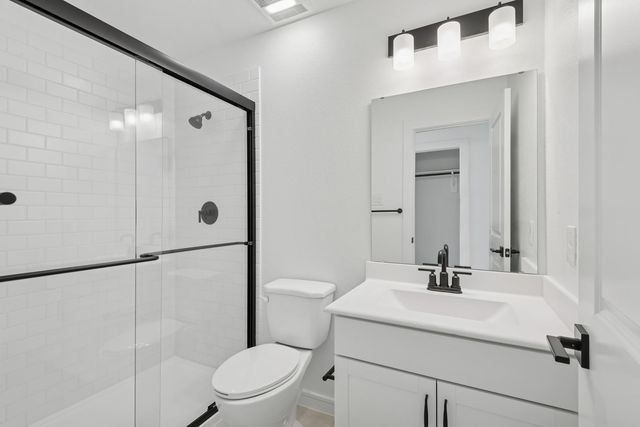 303 Boulden Court, Sealy, TX 77474