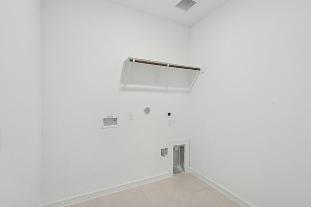 303 Boulden Court, Sealy, TX 77474